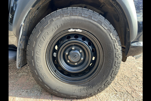 Toyota Hilux 2.4 D-4D-F Xtra Cab Professional
