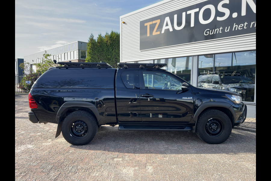 Toyota Hilux 2.4 D-4D-F Xtra Cab Professional