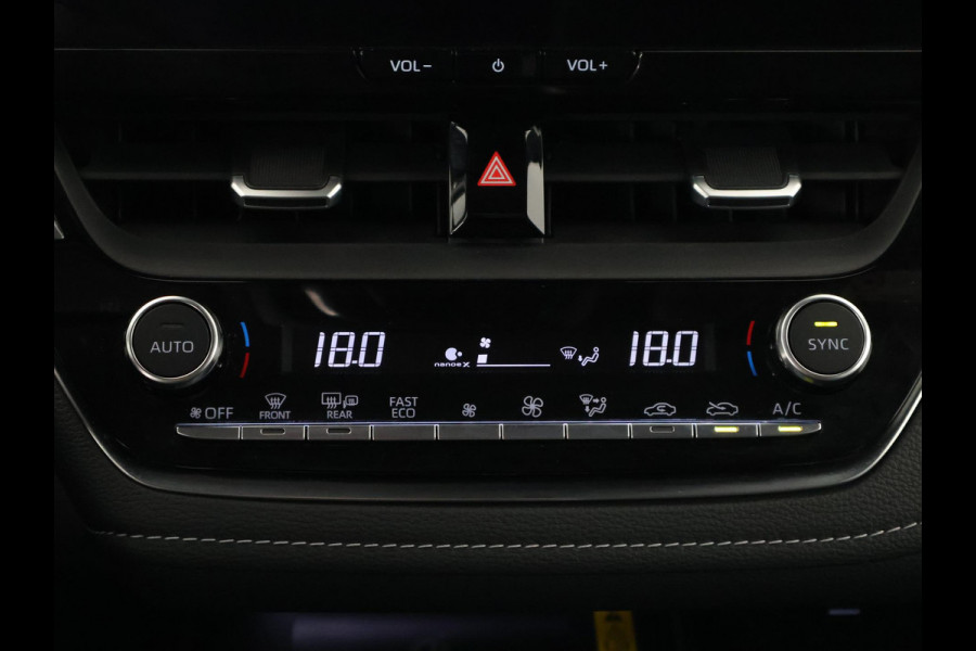 Toyota Corolla High Power Hybrid 200 Dynamic | Dodehoek detectie | Stoel-/Stuurverwarming | Parkeersensoren | Apple Carplay & AndroidAUTO Toyota Corolla High Power Hybrid 200 Dynamic | Dodehoek detectie | Stoel-/Stuurverwarming | Parkeersensoren | Apple Carplay & AndroidAUTO