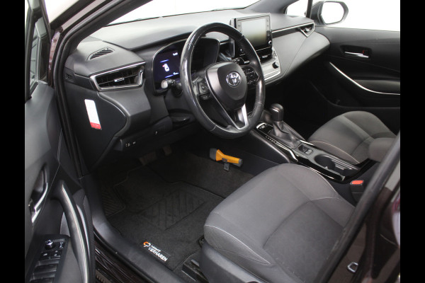 Toyota Corolla Touring Sports 1.8 Hybrid First Edition CAMERA | CLIMATE | LMV17 | DAB | NAVI | TRHAAK | ADAPCRUISE | LED