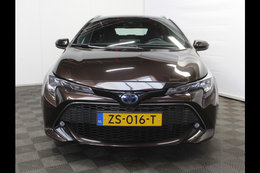 Toyota Corolla Touring Sports 1.8 Hybrid First Edition CAMERA | CLIMATE | LMV17 | DAB | NAVI | TRHAAK | ADAPCRUISE | LED