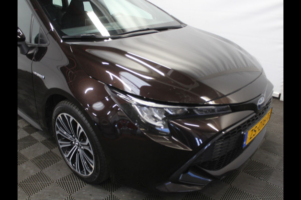 Toyota Corolla Touring Sports 1.8 Hybrid First Edition CAMERA | CLIMATE | LMV17 | DAB | NAVI | TRHAAK | ADAPCRUISE | LED