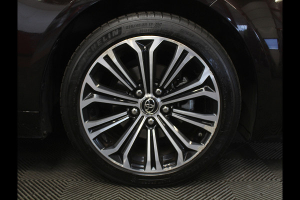Toyota Corolla Touring Sports 1.8 Hybrid First Edition CAMERA | CLIMATE | LMV17 | DAB | NAVI | TRHAAK | ADAPCRUISE | LED