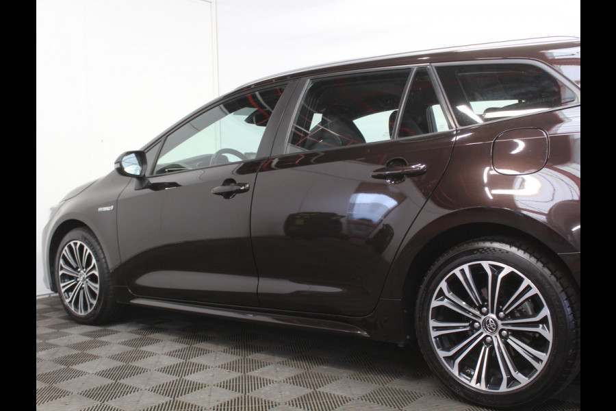 Toyota Corolla Touring Sports 1.8 Hybrid First Edition CAMERA | CLIMATE | LMV17 | DAB | NAVI | TRHAAK | ADAPCRUISE | LED