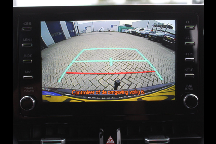 Toyota Corolla Touring Sports 1.8 Hybrid First Edition CAMERA | CLIMATE | LMV17 | DAB | NAVI | TRHAAK | ADAPCRUISE | LED