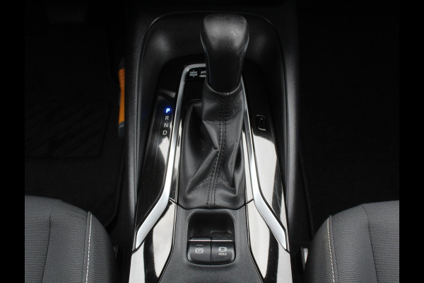 Toyota Corolla Touring Sports 1.8 Hybrid First Edition CAMERA | CLIMATE | LMV17 | DAB | NAVI | TRHAAK | ADAPCRUISE | LED