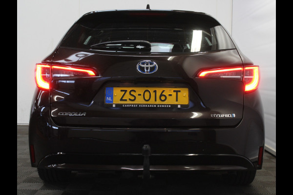 Toyota Corolla Touring Sports 1.8 Hybrid First Edition CAMERA | CLIMATE | LMV17 | DAB | NAVI | TRHAAK | ADAPCRUISE | LED