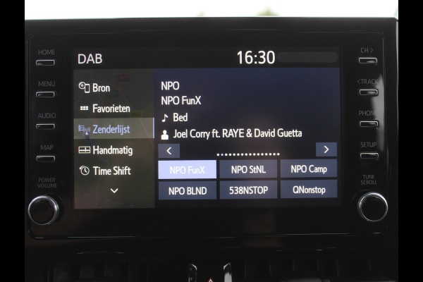 Toyota Corolla Touring Sports 1.8 Hybrid First Edition CAMERA | CLIMATE | LMV17 | DAB | NAVI | TRHAAK | ADAPCRUISE | LED