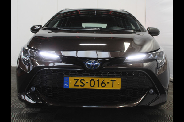 Toyota Corolla Touring Sports 1.8 Hybrid First Edition CAMERA | CLIMATE | LMV17 | DAB | NAVI | TRHAAK | ADAPCRUISE | LED