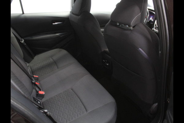 Toyota Corolla Touring Sports 1.8 Hybrid First Edition CAMERA | CLIMATE | LMV17 | DAB | NAVI | TRHAAK | ADAPCRUISE | LED