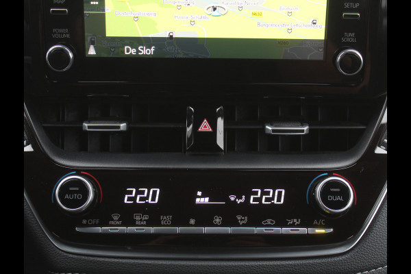 Toyota Corolla Touring Sports 1.8 Hybrid First Edition CAMERA | CLIMATE | LMV17 | DAB | NAVI | TRHAAK | ADAPCRUISE | LED