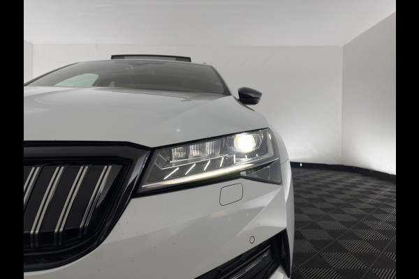 Škoda Superb Combi 1.4 TSI iV Plug-In Sportline Business {SOH-93%} (INCL-BTW) Aut. *PANO | LEATHER-ALCANTARA | FULL-LED | DIGI-COCKPIT | CANTON-SOUND | AMBIENT-LIGHT | CAMERA | NAVI-FULLMAP | DAB+ | KEYLESS | HEATED-SPORTSEATS | PRIVACY-GLASS | ECC | 19"ALU*