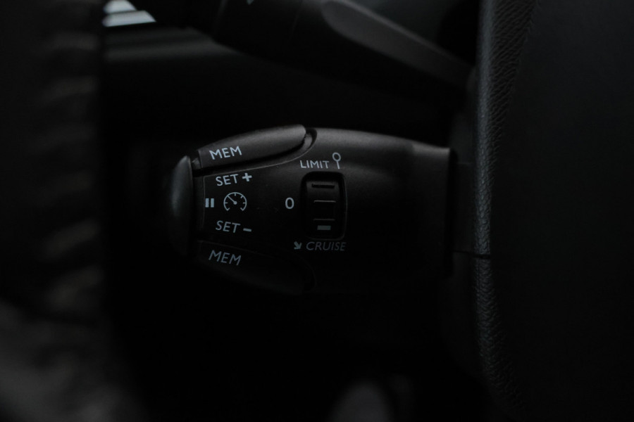 Peugeot 308 SW 1.2 PureTech Allure Navigatie, Cliamte, Lmv, Peugeot 308 SW 1.2 PureTech Allure Navigatie, Cliamte, Lmv,