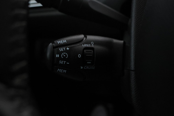 Peugeot 308 SW 1.2 PureTech Allure Navigatie, Cliamte, Lmv, Peugeot 308 SW 1.2 PureTech Allure Navigatie, Cliamte, Lmv,