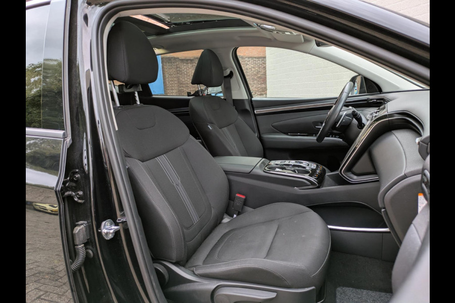 Hyundai Tucson 1.6 T-GDI PHEV Comfort 4WD|Panodak|Navi|Stoel/Stuurverwarming|Keyless-Entry/Go|360-Camera Hyundai Tucson 1.6 T-GDI PHEV Comfort 4WD|Panodak|Navi|Stoel/Stuurverwarming|Keyless-Entry/Go|360-Camera