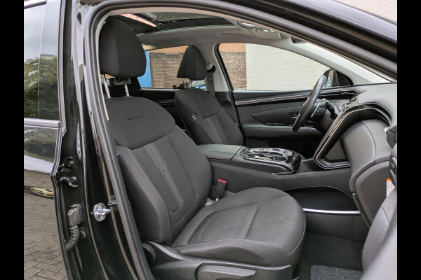 Hyundai Tucson 1.6 T-GDI PHEV Comfort 4WD|Panodak|Navi|Stoel/Stuurverwarming|Keyless-Entry/Go|360-Camera Hyundai Tucson 1.6 T-GDI PHEV Comfort 4WD|Panodak|Navi|Stoel/Stuurverwarming|Keyless-Entry/Go|360-Camera