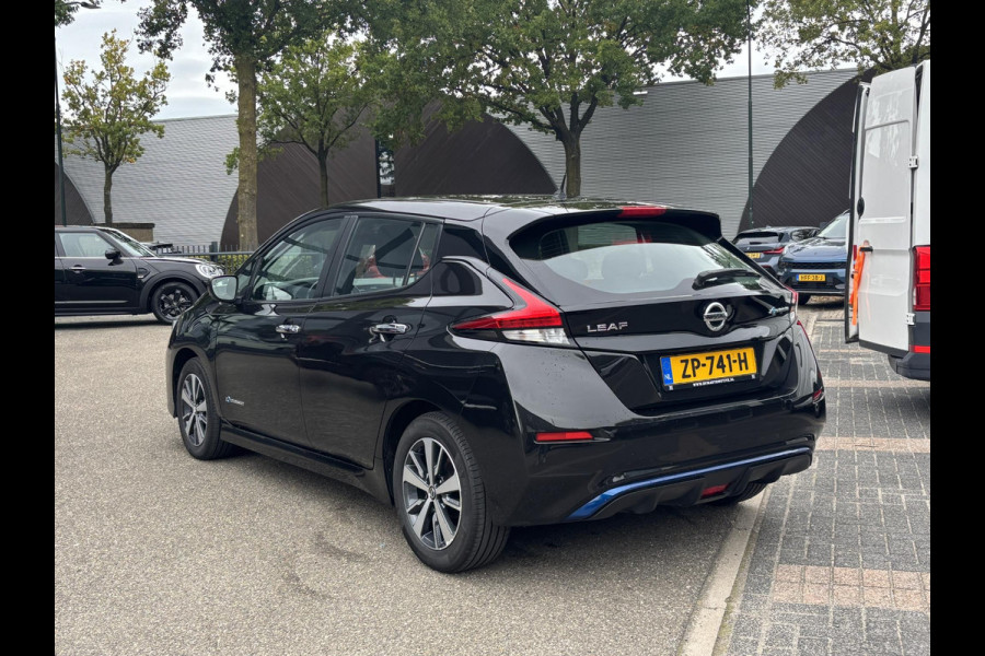 Nissan Leaf Acenta 40 kWh VAN: 13.900,- VOOR:11.877,- UW HERFSTVOORDEEL: 2.023,- EURO| CAMERA | DODE HOEK | RIJKLAARPRIJS INCL. 12 MND BOVAG GARANTIE