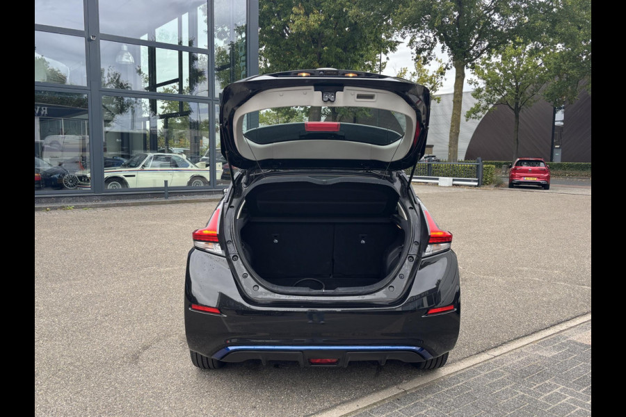 Nissan Leaf Acenta 40 kWh VAN: 13.900,- VOOR:11.877,- UW HERFSTVOORDEEL: 2.023,- EURO| CAMERA | DODE HOEK | RIJKLAARPRIJS INCL. 12 MND BOVAG GARANTIE