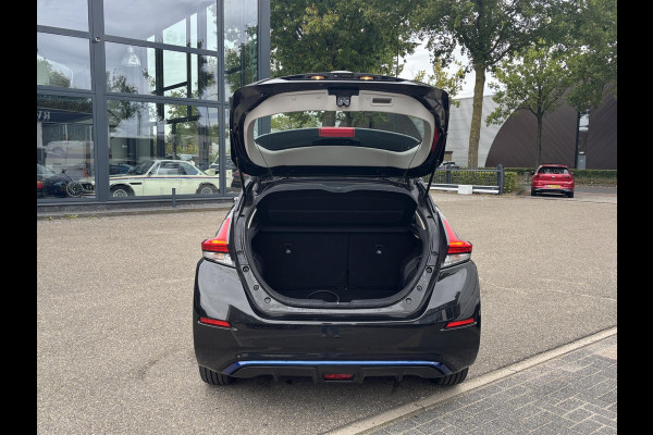 Nissan Leaf Acenta 40 kWh VAN: 13.900,- VOOR:11.877,- UW HERFSTVOORDEEL: 2.023,- EURO| CAMERA | DODE HOEK | RIJKLAARPRIJS INCL. 12 MND BOVAG GARANTIE