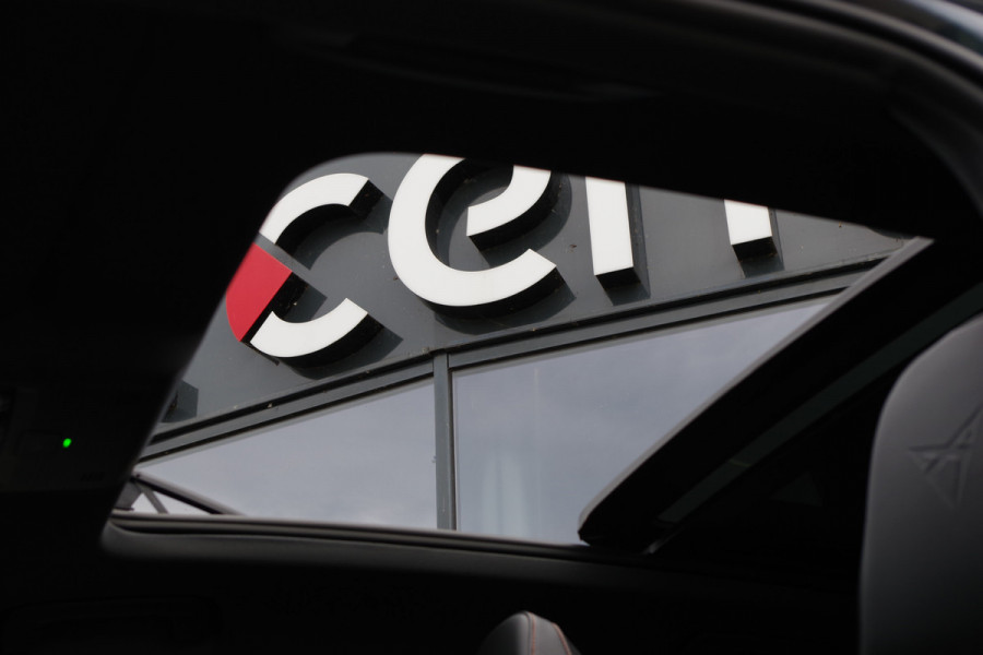 CUPRA Leon Sportstourer 1.4 e-Hybrid Business 204 PK PHEV, LED, Panoramadak, Adap. Cruise Control, Winterpakket