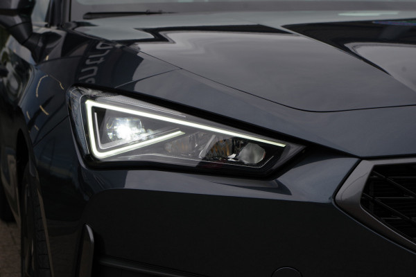 CUPRA Leon Sportstourer 1.4 e-Hybrid Business 204 PK PHEV, LED, Panoramadak, Adap. Cruise Control, Winterpakket