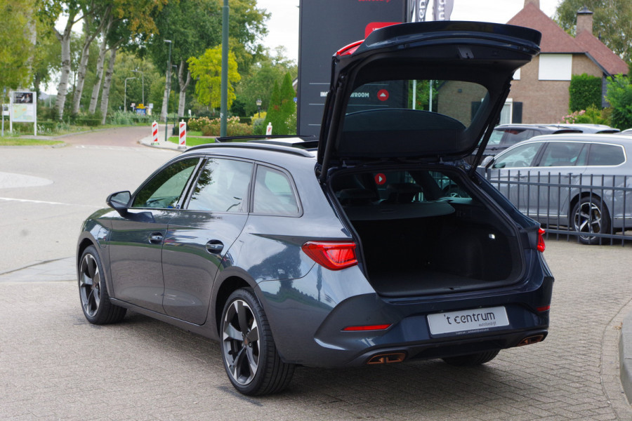 CUPRA Leon Sportstourer 1.4 e-Hybrid Business 204 PK PHEV, LED, Panoramadak, Adap. Cruise Control, Winterpakket
