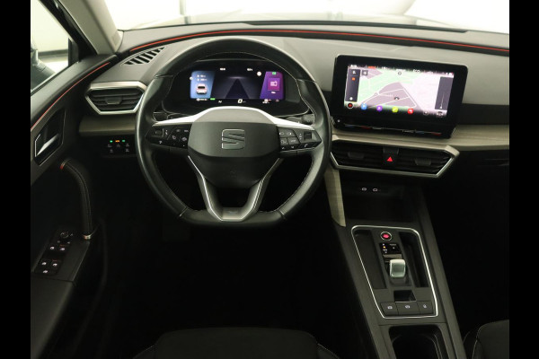 Seat Leon 1.4 TSI eHybrid PHEV Xcellence | Adaptive cruise | Carplay | Sfeerverlichting | Navigatie | Leder/Alcantara | Camera | Digital Cockpit | Plug In
