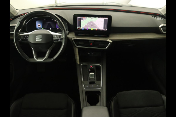 Seat Leon 1.4 TSI eHybrid PHEV Xcellence | Adaptive cruise | Carplay | Sfeerverlichting | Navigatie | Leder/Alcantara | Camera | Digital Cockpit | Plug In