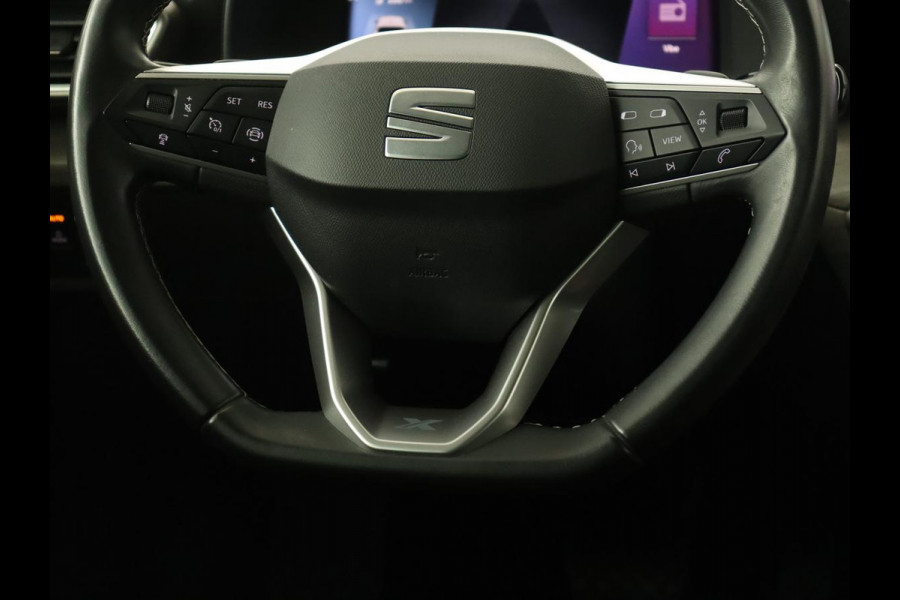 Seat Leon 1.4 TSI eHybrid PHEV Xcellence | Adaptive cruise | Carplay | Sfeerverlichting | Navigatie | Leder/Alcantara | Camera | Digital Cockpit | Plug In