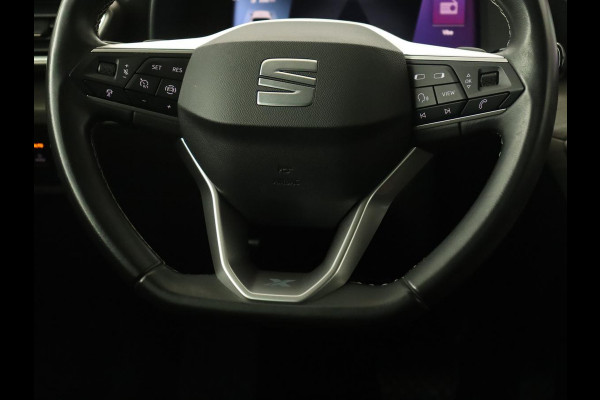 Seat Leon 1.4 TSI eHybrid PHEV Xcellence | Adaptive cruise | Carplay | Sfeerverlichting | Navigatie | Leder/Alcantara | Camera | Digital Cockpit | Plug In