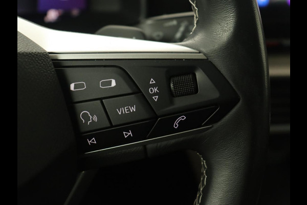 Seat Leon 1.4 TSI eHybrid PHEV Xcellence | Adaptive cruise | Carplay | Sfeerverlichting | Navigatie | Leder/Alcantara | Camera | Digital Cockpit | Plug In