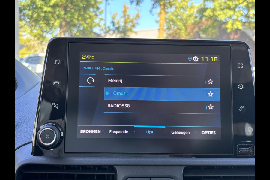 Peugeot eRifter EV Active Pack 50 kWh VAN: 37.900,- VOOR: 26.440,- UW HERFSTVOORDEEL: 11.460,- EURO | BETREFT NIEUWE AUTO MET FABRIEKSGARANTIE | navi by APple carplay/Android