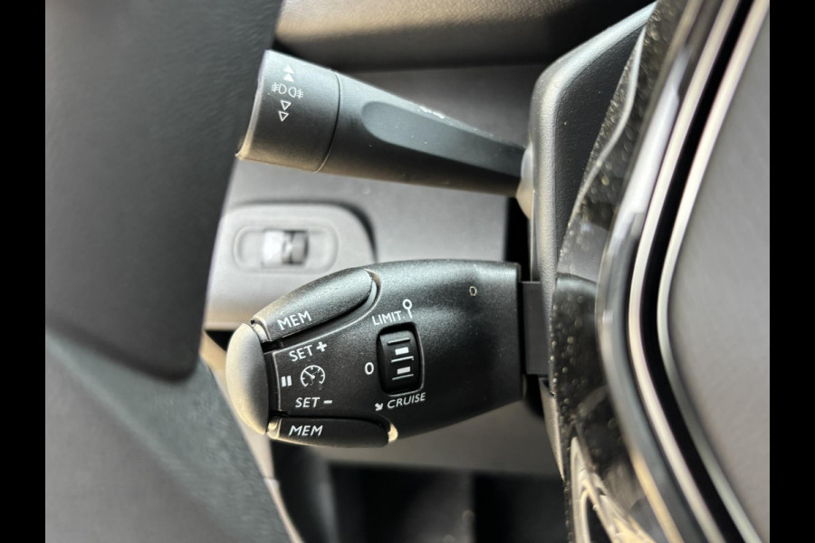 Peugeot eRifter Electric 50 kW/h Active VAN: 37.900,- VOOR: 26.440,- UW HERFSTVOORDEEL: 11.460,- EURO | BETREFT NIEUWE AUTO MET FABRIEKSGARANTIE | navi by APple carplay/Android