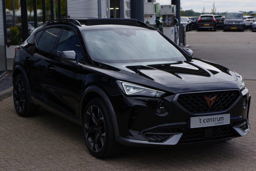CUPRA Formentor 1.4 e-Hybrid VZ Performance 245 PK PHEV, Panoramadak, Trekhaak, Memory, Adap. Cruise Control