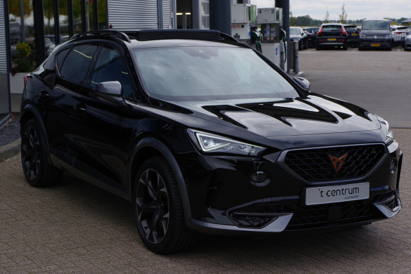 CUPRA Formentor 1.4 e-Hybrid VZ Performance 245 PK PHEV, Panoramadak, Trekhaak, Memory, Adap. Cruise Control