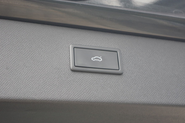 CUPRA Formentor 1.4 e-Hybrid VZ Performance 245 PK PHEV, Panoramadak, Trekhaak, Memory, Adap. Cruise Control