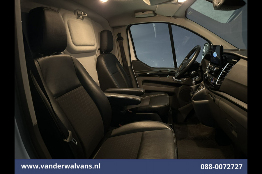 Ford Transit Custom 2.0 TDCI 185pk L1H1 Euro6 Airco | Camera | Apple Carplay | Xenon | LM velgen | Cruisecontrol | Leder Elektrisch verstelbare bestuurdersstoel, Stoelverwarming, Verwarmde voorruit, Parkeersensoren, Achterklep