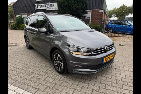 Volkswagen Touran 1.0 TSI Comfortline 7p Camera/Navigatie,parkeersensoren,
