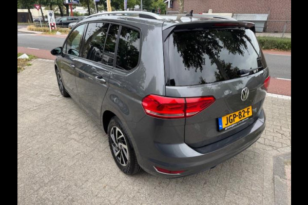 Volkswagen Touran 1.0 TSI Comfortline 7p Camera/Navigatie,parkeersensoren,
