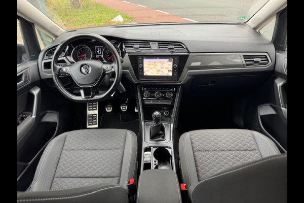 Volkswagen Touran 1.0 TSI Comfortline 7p Camera/Navigatie,parkeersensoren,