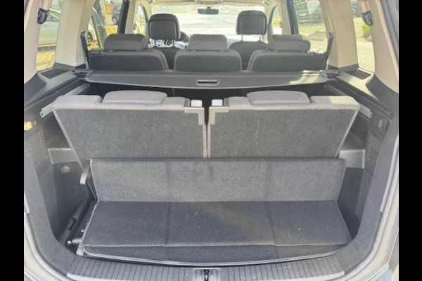 Volkswagen Touran 1.0 TSI Comfortline 7p Camera/Navigatie,parkeersensoren,