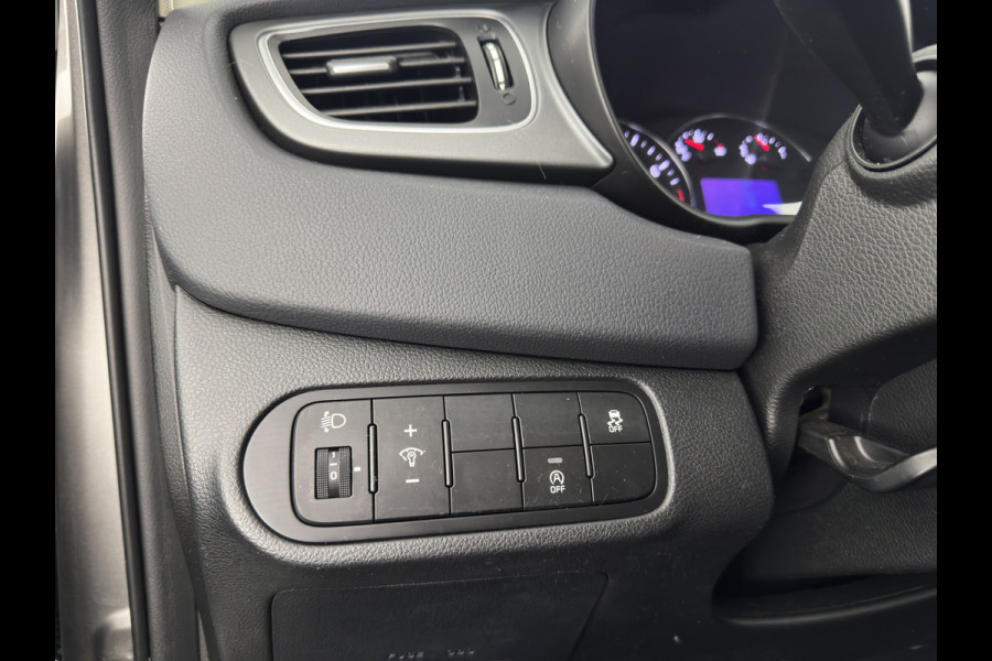 Kia Carens 1.6 GDi First Edition [ 7-Pers. ] *NAVI-FULLMAP | COMFORT-SEATS | CAMERA | ECC | PDC | CRUISE | 17''ALU*