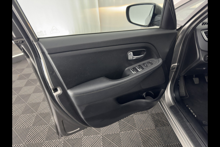 Kia Carens 1.6 GDi First Edition [ 7-Pers. ] *NAVI-FULLMAP | COMFORT-SEATS | CAMERA | ECC | PDC | CRUISE | 17''ALU*