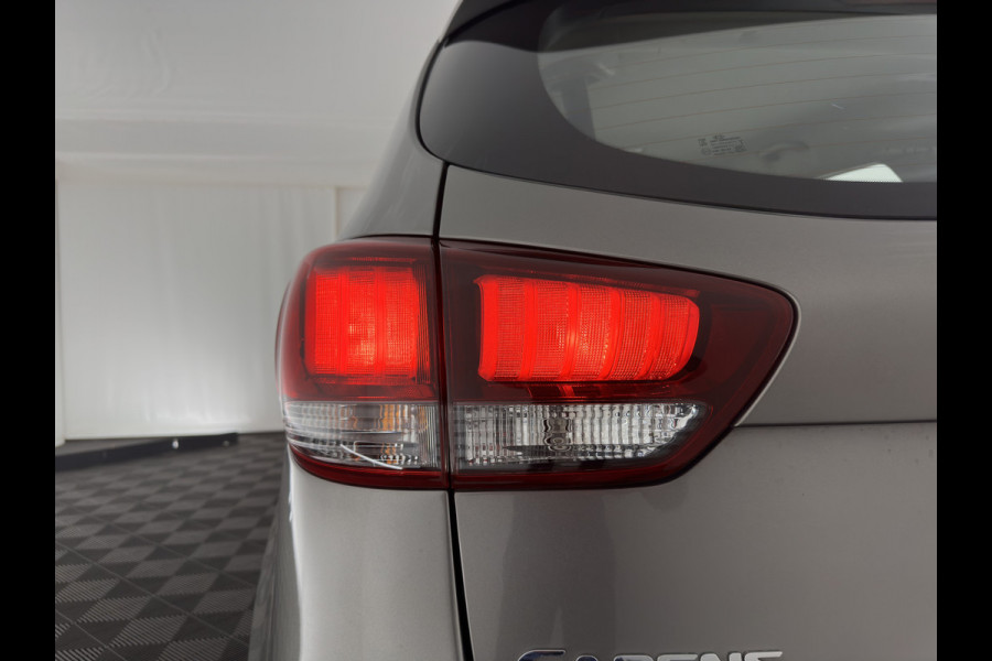 Kia Carens 1.6 GDi First Edition [ 7-Pers. ] *NAVI-FULLMAP | COMFORT-SEATS | CAMERA | ECC | PDC | CRUISE | 17''ALU*
