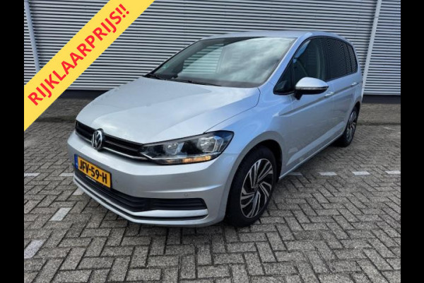 Volkswagen Touran 1.2 TSI 7persoons,clima,wegklapbare trekhaak,stoelverwarming,parkeersensoren