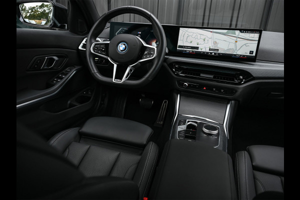 BMW 3 Serie Touring 330e xDrive M-SPORT | FACELIFT | ACCU 19,5 kWh | ACTIVE CRUISE | ELEKTR. TREKHAAK | HIFI AUDIO | SHADOW LINE | CAMERA |
