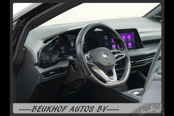 Volkswagen Golf 1.5 eTSI R-Line Pano H&K Audio Cruise Camera