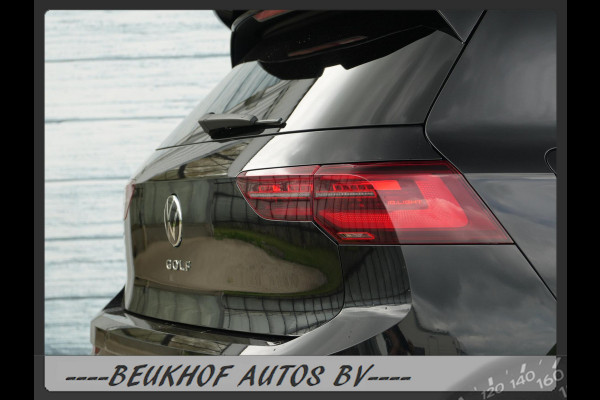 Volkswagen Golf 1.5 eTSI R-Line Pano H&K Audio Cruise Camera