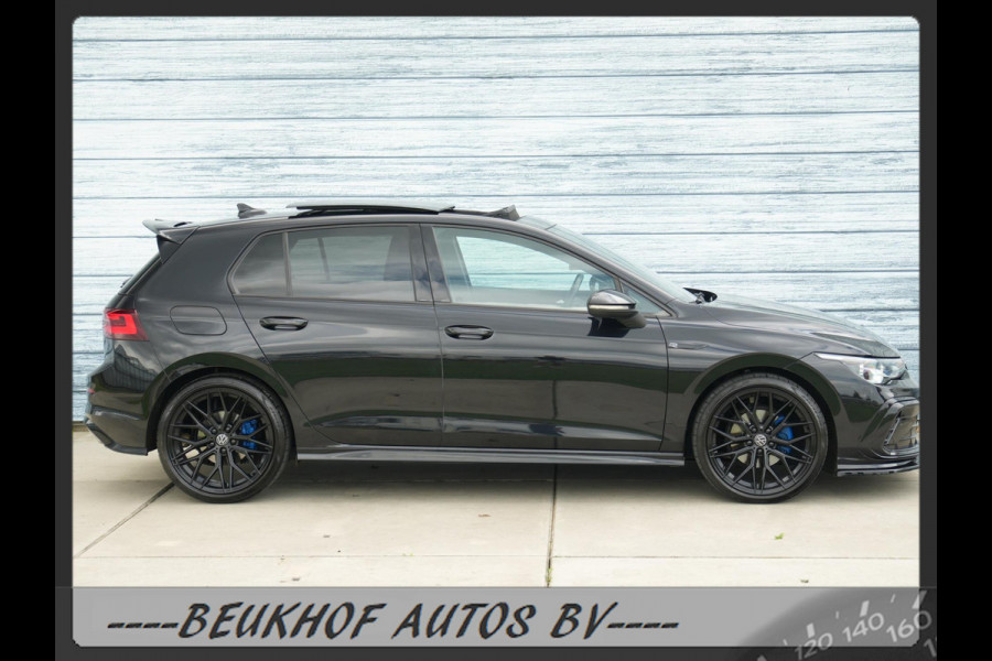 Volkswagen Golf 1.5 eTSI R-Line Pano H&K Audio Cruise Camera
