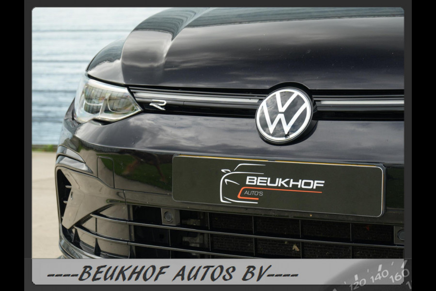 Volkswagen Golf 1.5 eTSI R-Line Pano H&K Audio Cruise Camera